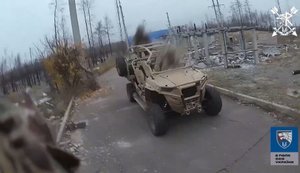 Бійці 8-го полку ССО ліквідували двох російських розвідників під час зачистки будівлі на Донеччині. ВIДЕО