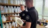 БЕБ знайшло підпільні цехи з виготовлення рідин для електронок