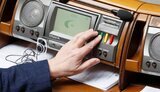 ОП подготовит новый законопроект о лишении нардепов мандата за кнопкодавство, - Вениславский