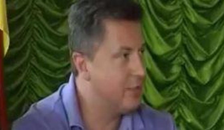 Ukrainians Will Pay For Small Village House and Azarov's Son Will Not Pay for His Mansion, Senchenko