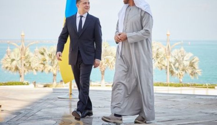 Зеленский в ОАЭ подписал договоров и контрактов на 3 млрд, - глава ФГИ Сенниченко