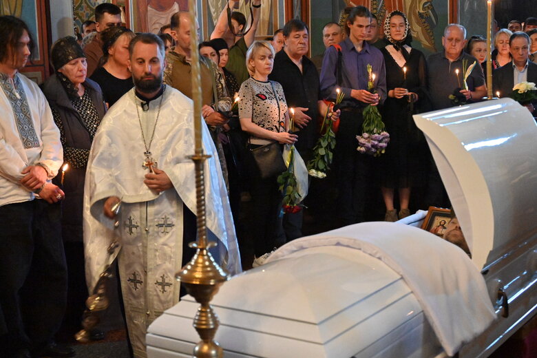 У Києві попрощалися із військовим фотографом Арсеном Федосенком