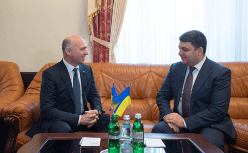 Гройсман проводит встречу с премьер-министром Молдовы Филипом 01 Гройсман проводит встречу с премьер-министром Молдовы Филипом 01