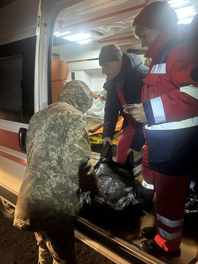 У Карпатах врятували чоловіків, які намагалися втекти за кордон і заблукали