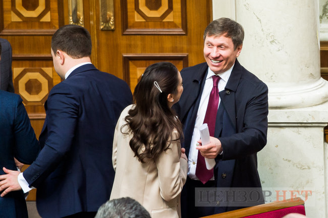 Нестримні веселощі Шахова, голосування Радуцького, погляд Тимошенко і пропозиція Семінського щодо цементного заводу, - день роботи ВР 17 березня 07