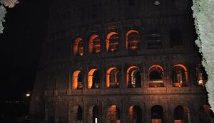 More than 60 world’s most famous locations turned off lights in solidarity with Ukraine. VIDEO