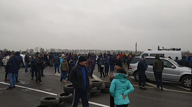 Новые протесты евробляхеров: заблокирован ряд пунктов пропуска на границе, горят шины 10