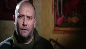 "Мій брат по зброї, по ідеї, по вірі", - Ярош звернувся до своїх прихильників і закликав голосувати за Кошулинського. ВIДЕО