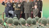 Шестилетний Коля Лукашенко в погонах главнокомандующего принял парад. "Молчащих и хлопающих" арестовали. ФОТОрепортаж