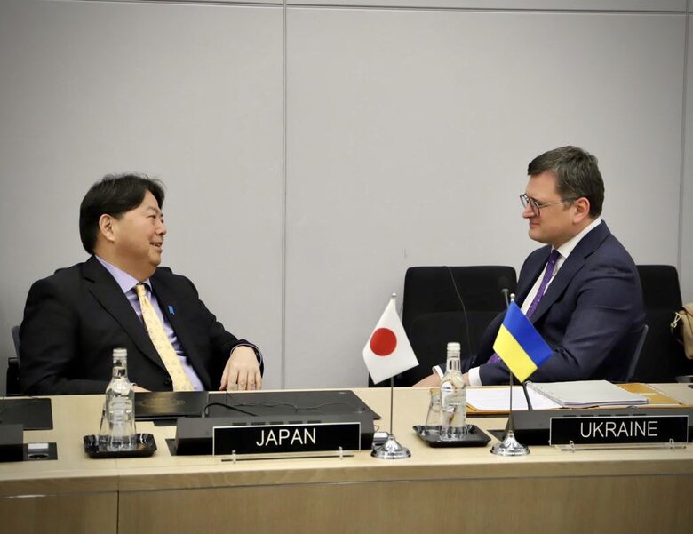 Talked about deepening bilateral cooperation - Kuleba met with Japanese Foreign Minister Hayashi 01
