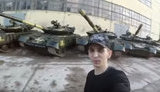"Нові танки, їх тут просто достобіса": блогери безперешкодно проникли на територію Харківського бронетанкового заводу, поліція порушила кримінальну справу. ВIДЕО