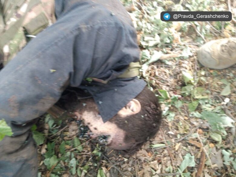 Ukrainian soldiers destroyed 12 tanks near Sviatohirsk 05