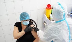 Из 10 млн вакцинированных от COVID-19 в мире лишь 0,06% заразились повторно, - академик НАН Комиссаренко