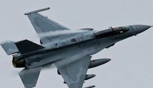 Винищувачі США перехопили військові літаки РФ поблизу Аляски, - ЗМІ