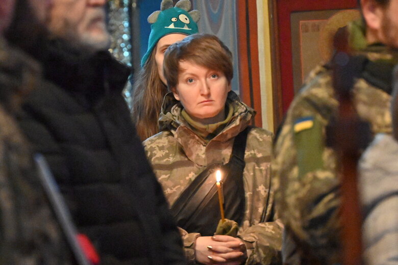 В Киеве простились с известным спелеологом, инженером и зооспасателем Святославом Романчуком (Нутрий), который погиб в бою с оккупантами 17
