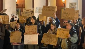 Сотні одеситів вийшли на мітинг проти мера Труханова, якому припинили громадянство України. ФОТОрепортаж