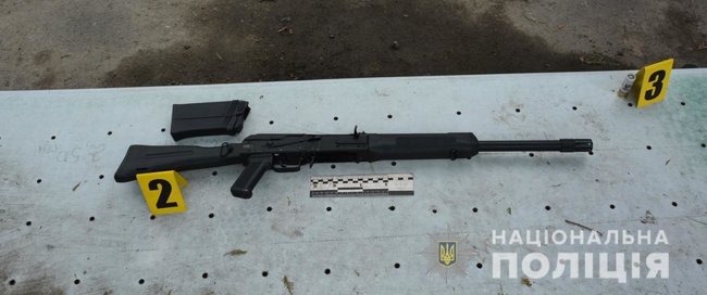 Мужчина открыл стрельбу из Сайги посреди улицы в Дрогобыче, - полиция 01