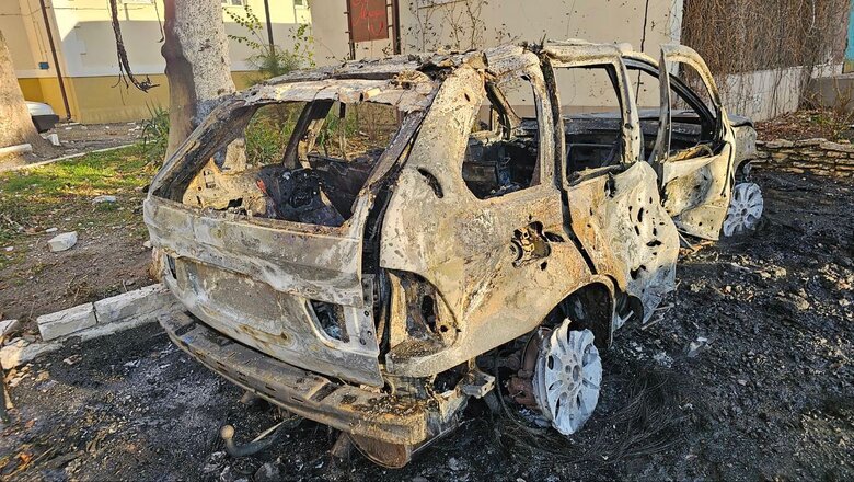 Наслідки масованого обстрілу центральної частини Херсону: 2 загиблих, 4 поранених 03