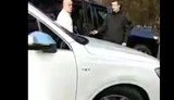 "Ти що, придурок, бл#дь?! Я тобі зараз голову відріжу, с#ка!" - Ківа пригрозив людині на вулиці через зауваження. ВIДЕО