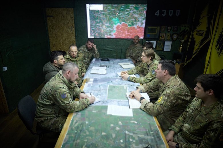 Зеленський нагородив воїнів 12 бригади спеціального призначення Азов