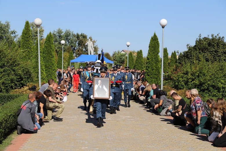 Farewell to pilot Oleksandr Borovyk