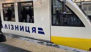 "Укрзализныця" начала отменять экспрессы в аэропорт "Борисполь" (обновлено)