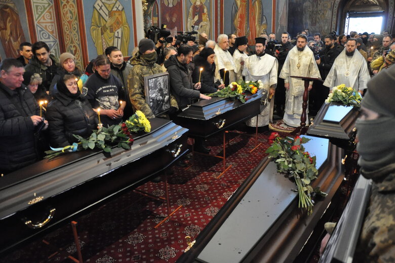 Із чотирма бійцями диверсійної групи Братства, які загинули на Брянщині в грудні 2022 року, попрощалися у Києві 33