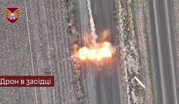 Оператори дронів знищили ворожу техніку, укриття та особовий склад окупантів