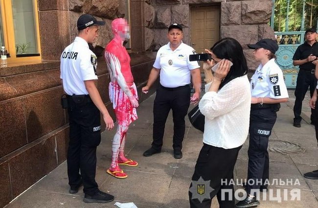 Різні. Рівні. Незалежні. Свято, що проймало до кісток, але з ложками дьогтю 12