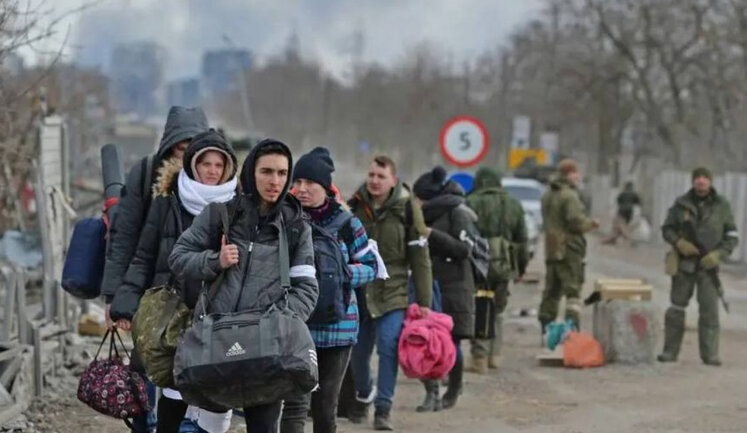 На оккупированной части Украины крупный демографический кризис - местное население катастрофически вымирает, - правозащитник Лисянский