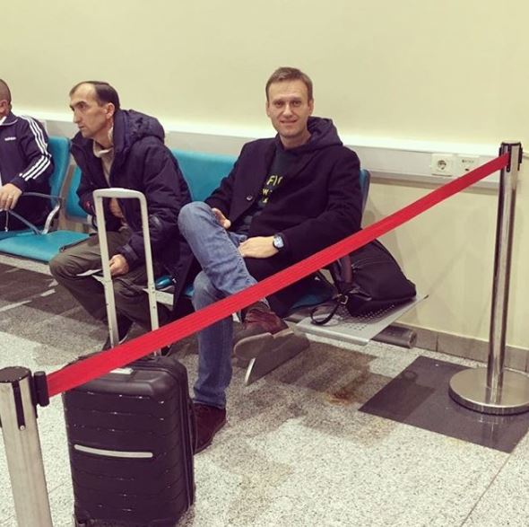 Навальному заборонили виїзд з Росії за кордон 01