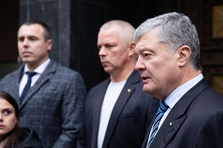 Вместо того, чтобы спасать людей от энергетического кризиса, власти фабрикуют дела за события 2014 года, - Порошенко 01 Вместо того, чтобы спасать людей от энергетического кризиса, власти фабрикуют дела за события 2014 года, - Порошенко 01