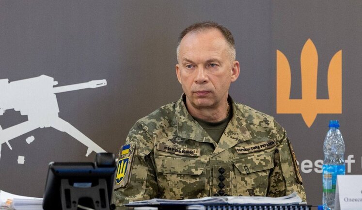Ворог кидає в бій нове "гарматне м’ясо", щоб відрапортувати на тлі переговорів на Алясці, - Сирський