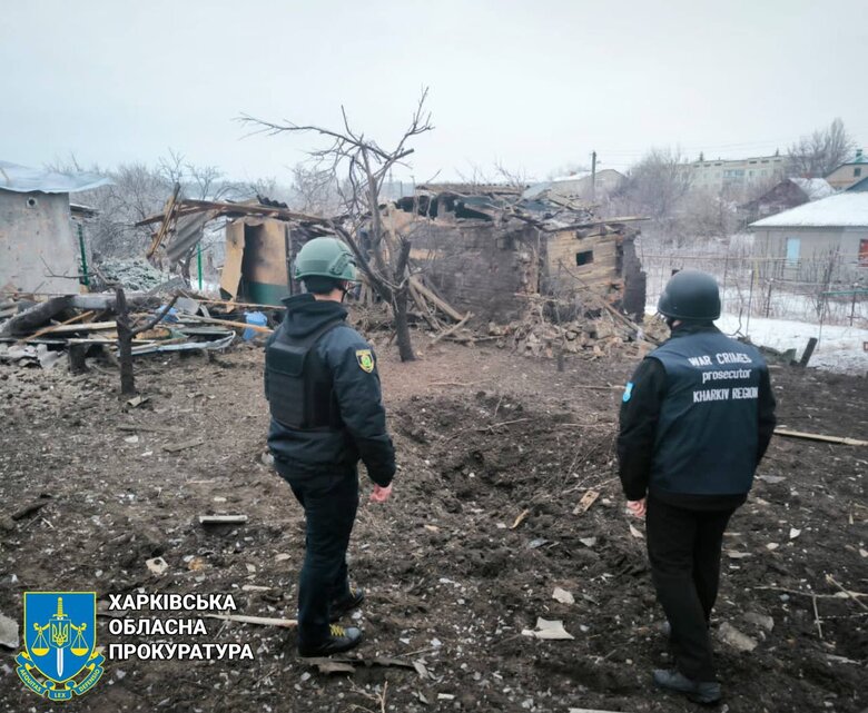 Наслідки російських обстрілів Куп’янська: поранено жінку, пошкоджено житлову й освітню інфраструктуру 03