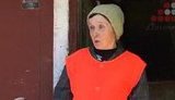 "Я что, больная? Я за Януковича голосовала", - коммунальщица Галя оправдывается за использование флага Украины. ВИДЕО