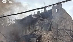 Рашисти вдарили по Одесі: є загиблий, постраждалі та влучання у будинок (оновлено). ФОТО