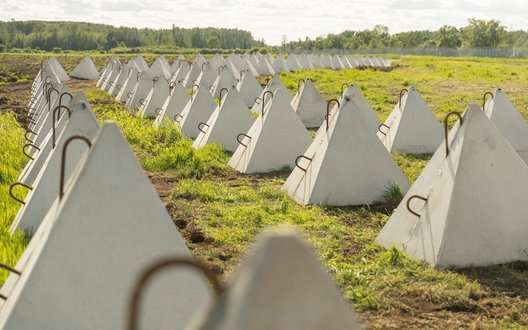 Латвія облаштовує три лінії "зубів дракона" та протитанкові рови на кордоні з Росією. ФОТОрепортаж