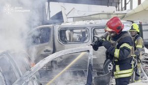 Россия нанесла удар по Сумам с помощью РСЗО: семеро пострадавших, повреждены склады и автомобили. ВИДЕО+ФОТОрепортаж