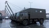 Порошенко передав партії техніки на фронт вартістю 67 млн грн