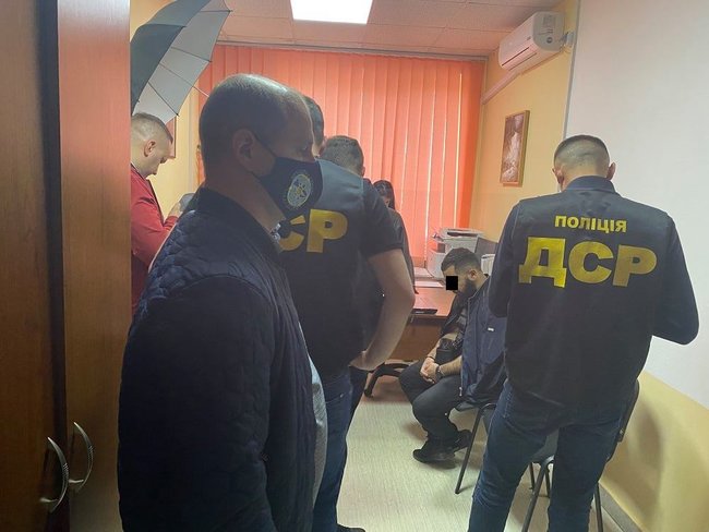 Громадянина Вірменії із санкційного списку РНБО затримано в Ужгороді 02