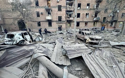 Масована нічна атака на Дніпро: 2 загиблих, 21 людина постраждала, серед них дитина (оновлено). ФОТОрепортаж