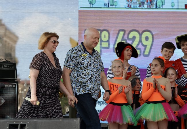 На Майдане Незалежности в Киеве начался фестиваль Все вместе - за семью 04