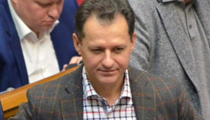 "Маємо показати на власному прикладі", - нардеп Батенко пішов у самоізоляцію і закликав усіх, хто контактували з Шаховим, вчинити так само