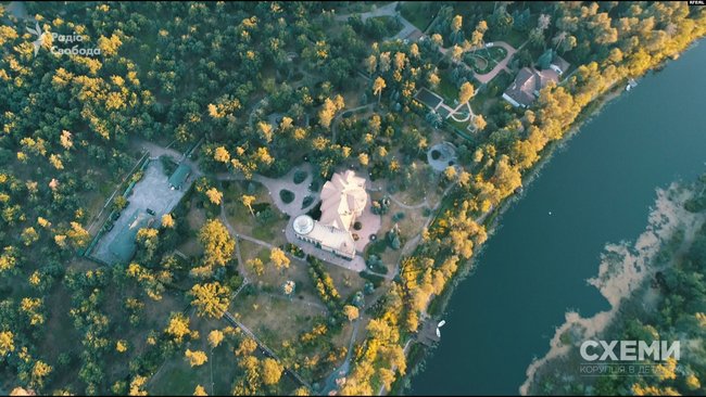 Зеленський переїжджає на віллу в Конча-Заспі, яку обіцяв віддати діткам 01