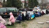 Буковина живым коридором встретила тела погибших на Донбассе воинов Ярослава Карлийчука и Алексея Мамчия. Люди встали на колени перед героями. ВИДЕО+ФОТОрепортаж