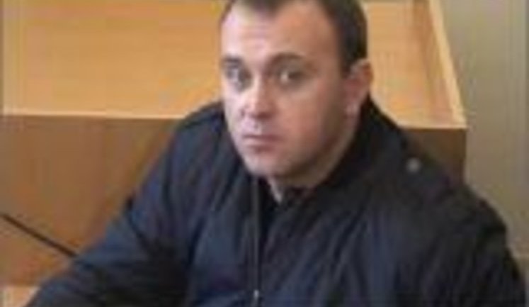 Кожа продемонстрировал журналистам то, что он показал Яценюку. ВИДЕО.