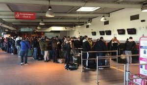 Сегодня из Франции прибудут 3 самолета с эвакуированными украинцами, - посол Шамшур. ФОТОрепортаж
