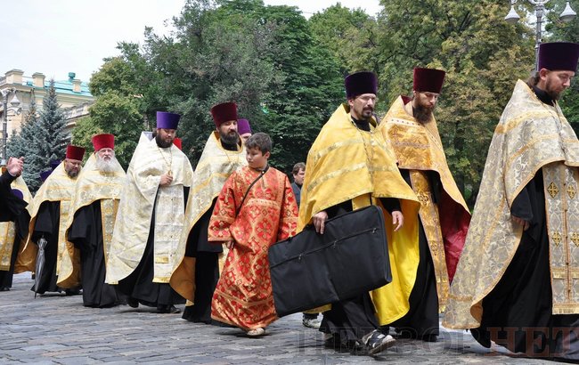 Онуфрій, Новинський, Бойко і віряни: як УПЦ МП хресну ходу проводили 57