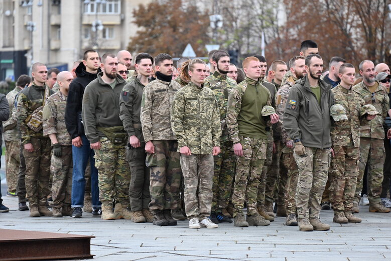 У Києві попрощалися з командиром роти стрілецького батальйону Олександром Пастухом (Добрим), який загинув у бою проти рашистів на Луганщині 27