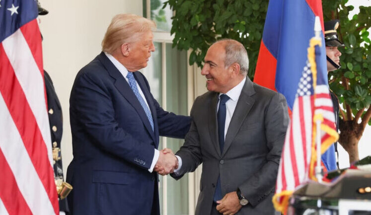 Трамп принимает Алиева и Пашиняна в Белом доме